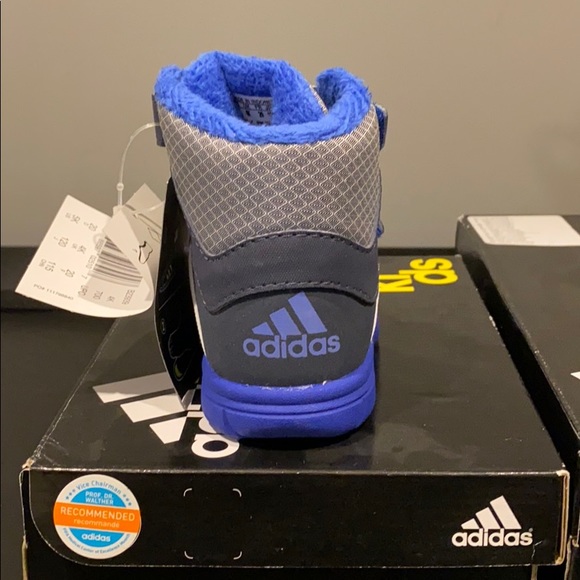 Adidas boys booties size 5 & 7 - Picture 4 of 4